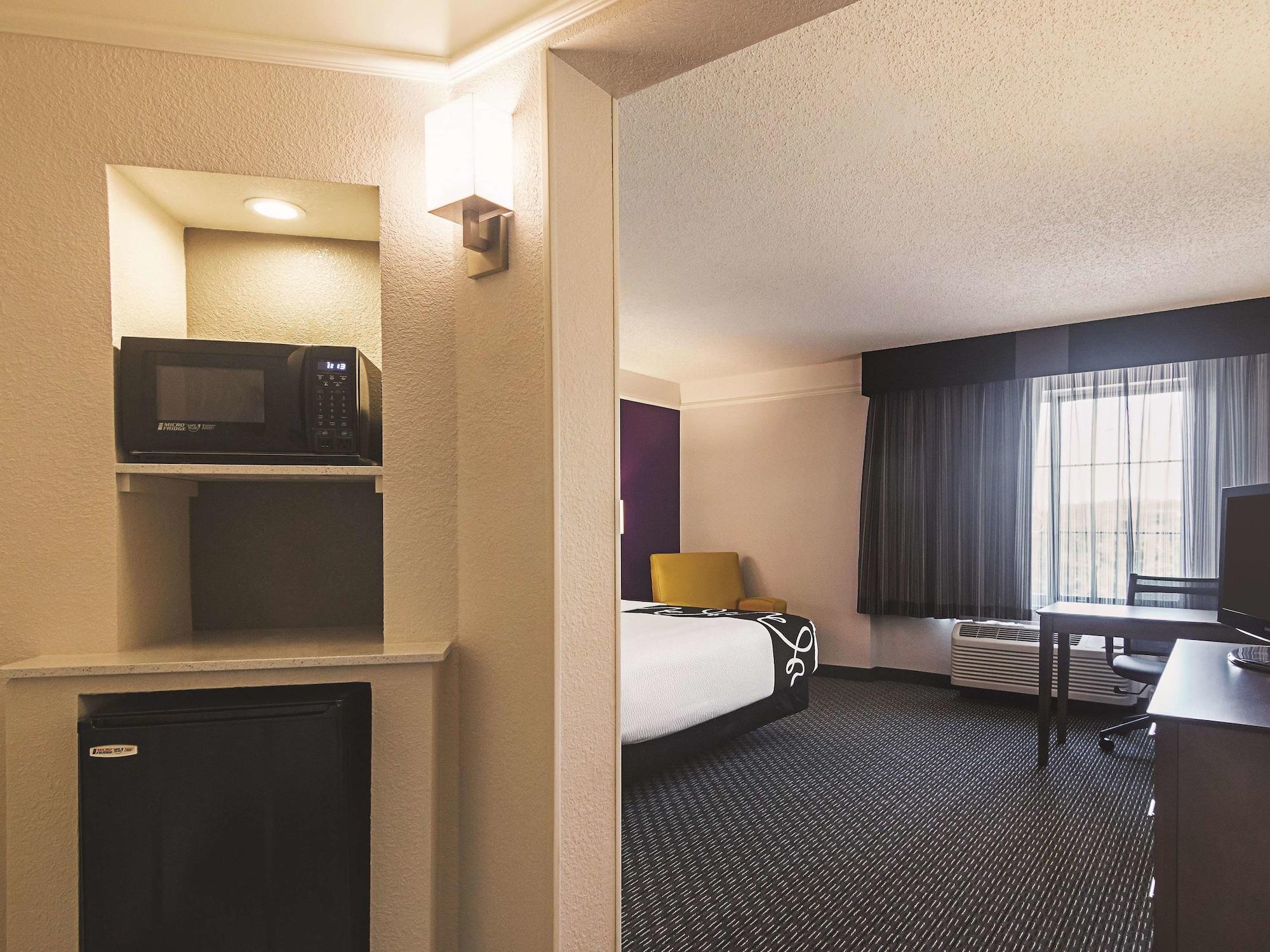 La Quinta By Wyndham Oklahoma City - Nw Expwy Экстерьер фото
