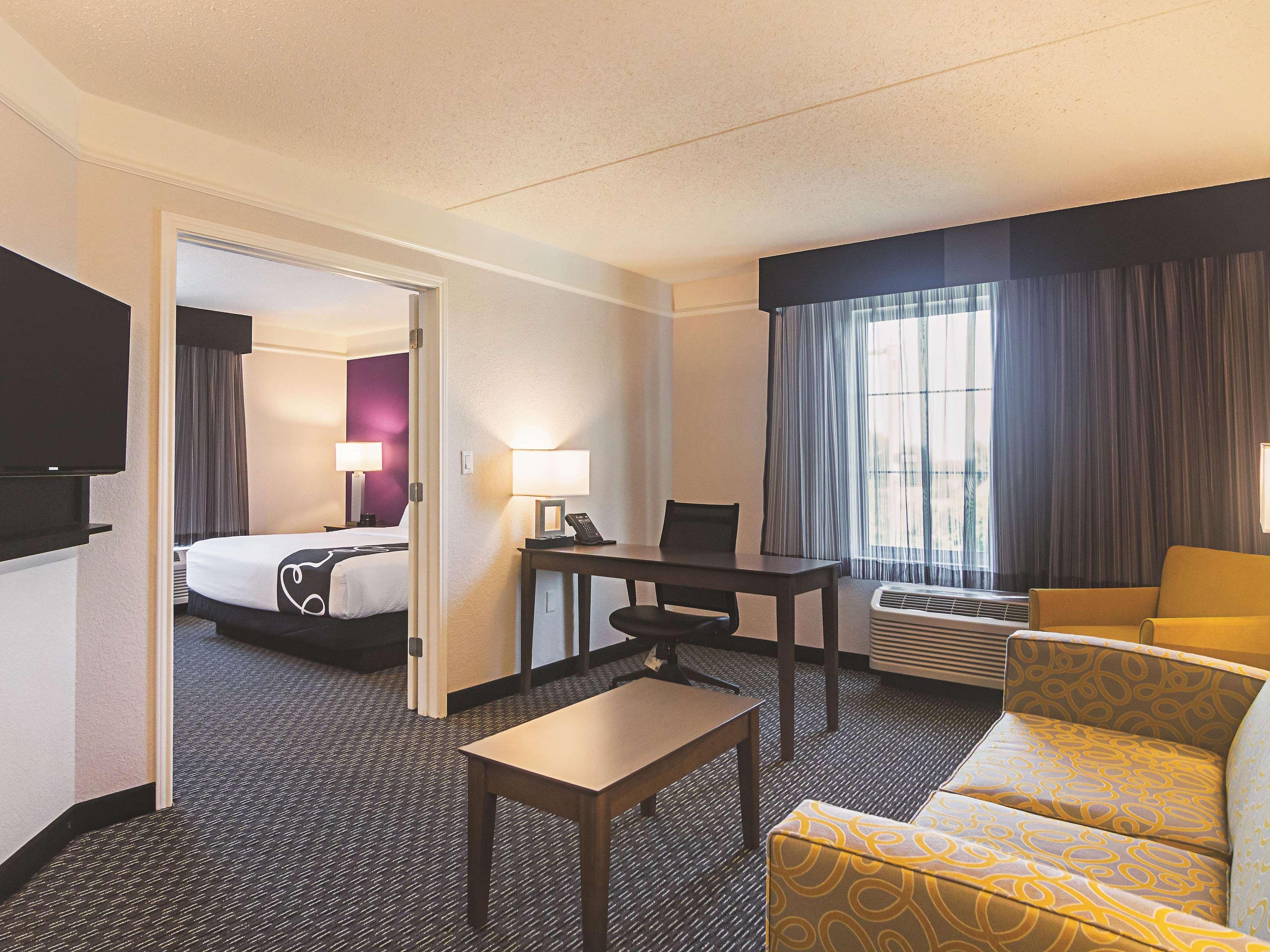 La Quinta By Wyndham Oklahoma City - Nw Expwy Экстерьер фото